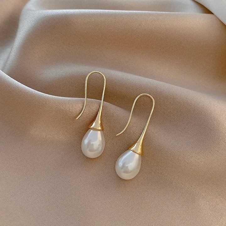 Classic Pearl Drop Earrings